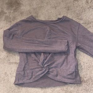 Neutral aerie crossover crew